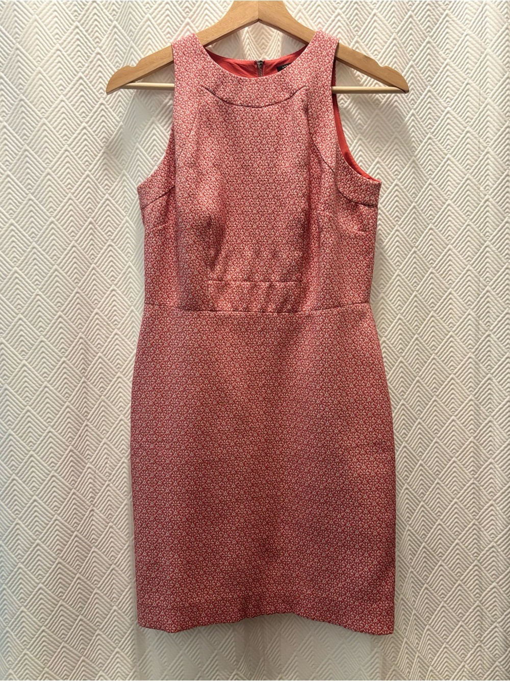 ANN TAYLOR Coral Pink Paisley Jacquard Sleeveless Sheath Dress Size 0